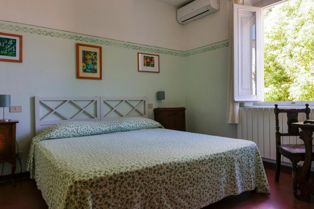 Hotel Club I Pini - Residenza D'Epoca In Versilia 利多迪卡马约雷 外观 照片