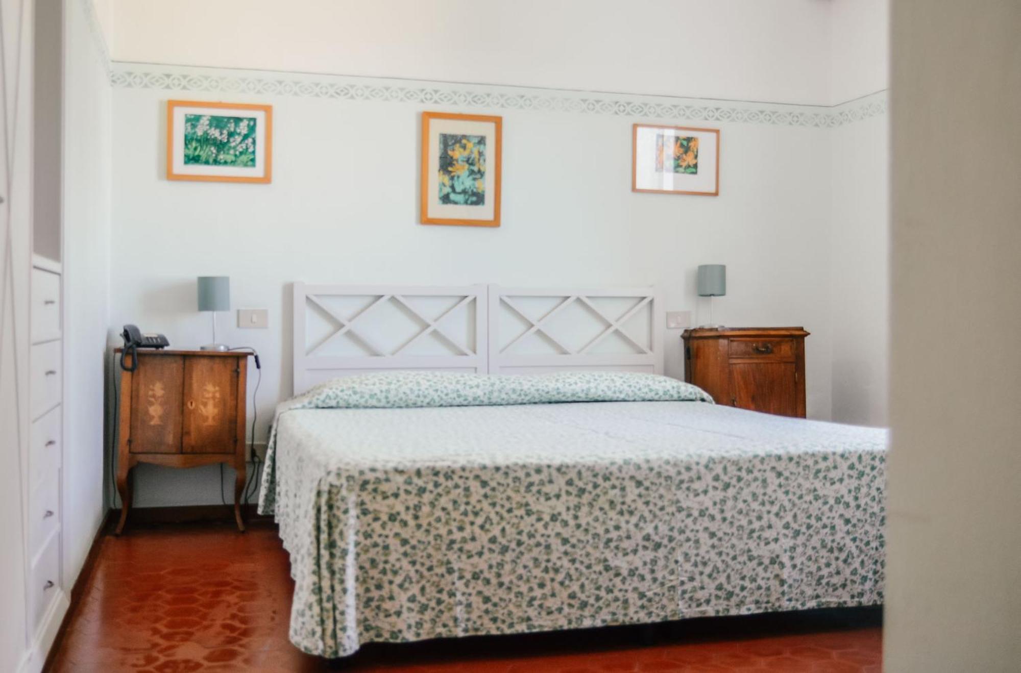 Hotel Club I Pini - Residenza D'Epoca In Versilia 利多迪卡马约雷 外观 照片